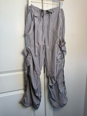 La Hearts Gray Drawstring Cargo Joggers